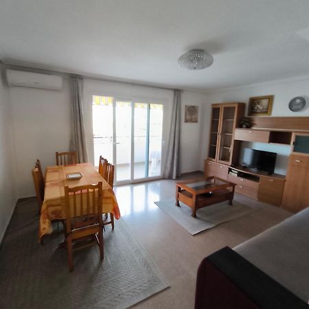 Apartamento Con Buena Vista Apartment Torrevieja Ngoại thất bức ảnh