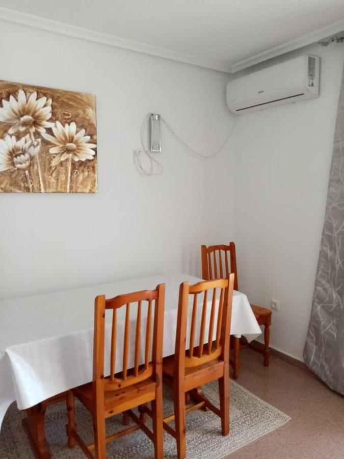 Apartamento Con Buena Vista Apartment Torrevieja Ngoại thất bức ảnh