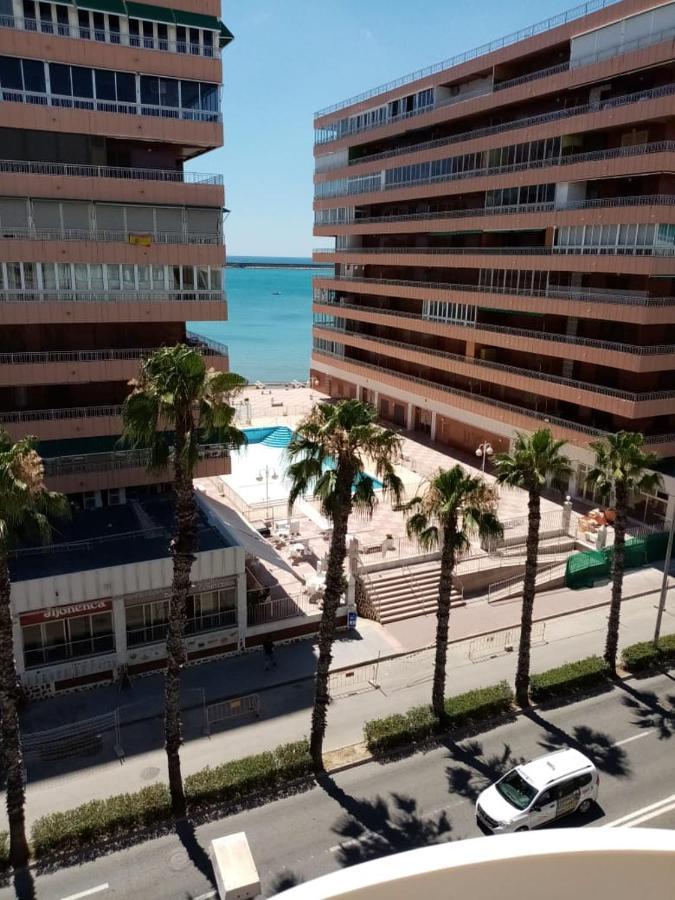 Apartamento Con Buena Vista Apartment Torrevieja Ngoại thất bức ảnh