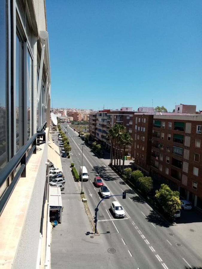 Apartamento Con Buena Vista Apartment Torrevieja Ngoại thất bức ảnh