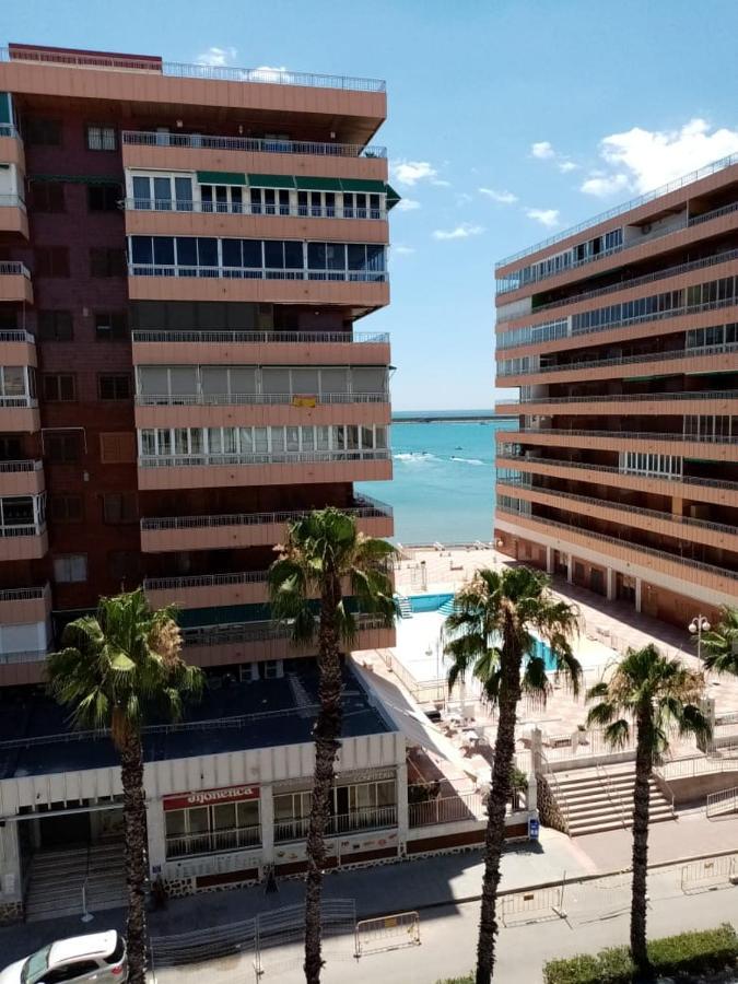Apartamento Con Buena Vista Apartment Torrevieja Ngoại thất bức ảnh